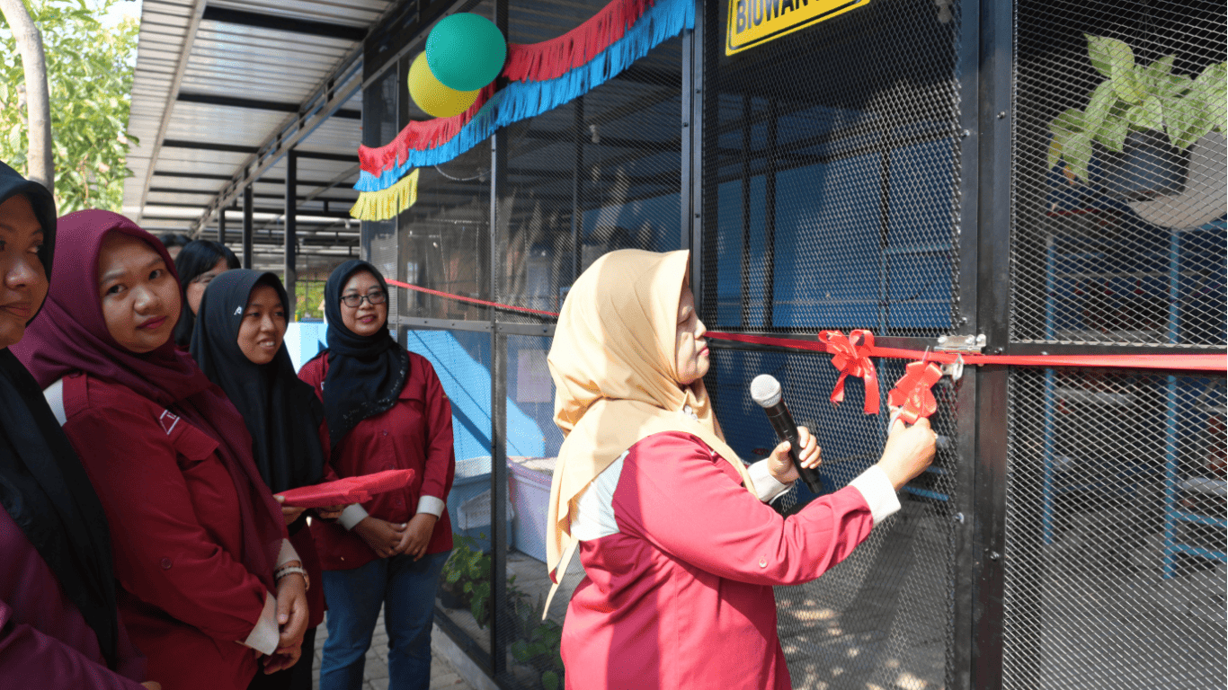 “Biowan Egg” Resmi Beroperasi, Biosains Hewan UNESA Integrasikan Peternakan, Riset, dan Kewirausahaan