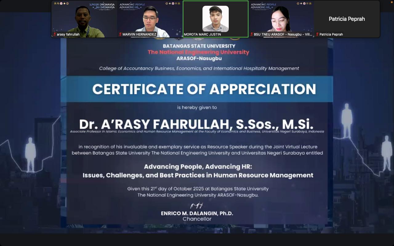 Dr. A’rasy Fahrullah, S.Sos., M.Si. menerima sertifikat apresiasi sebagai narasumber dalam Kuliah Virtual Internasional.