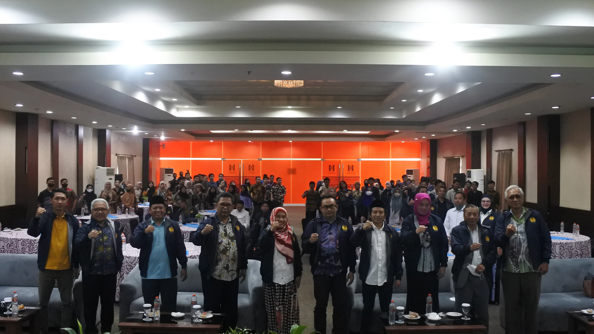 Pengukuhan dan Rapat Kerja Ikatan Keluarga Alumni FEB UNESA