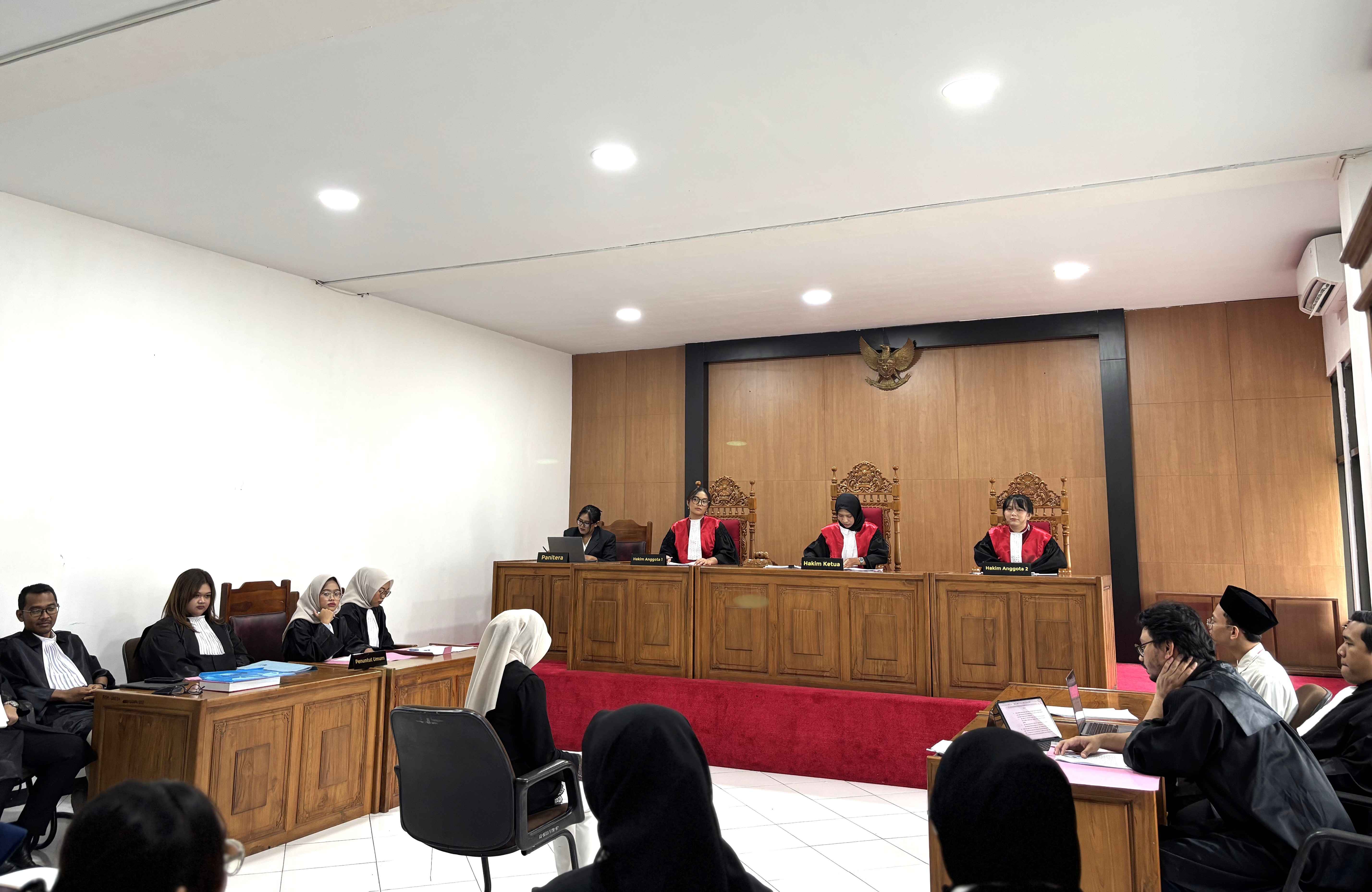 Simulasi Praktik Sidang Mata Kuliah PLKH