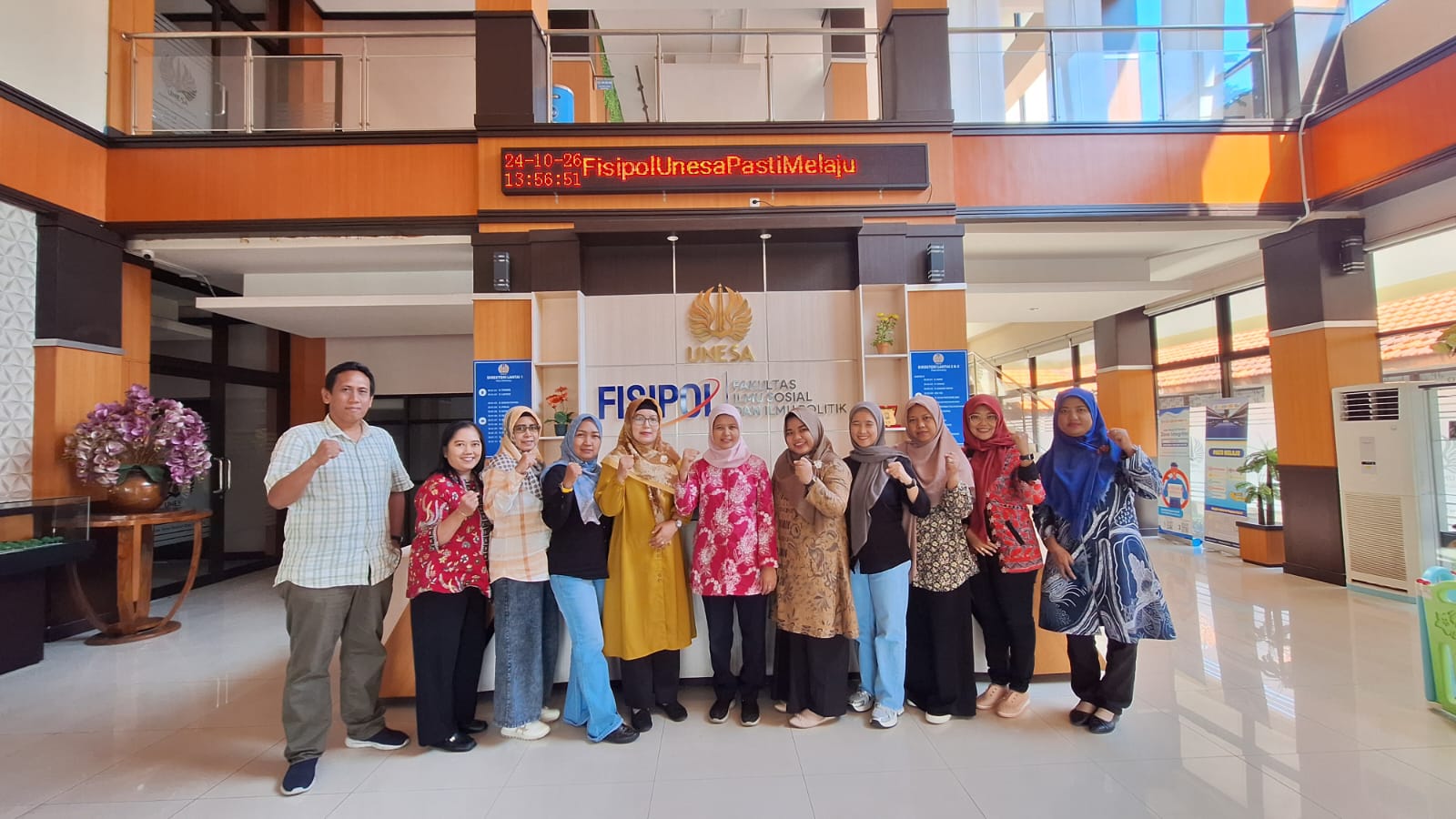 poto bersama mahasiswa