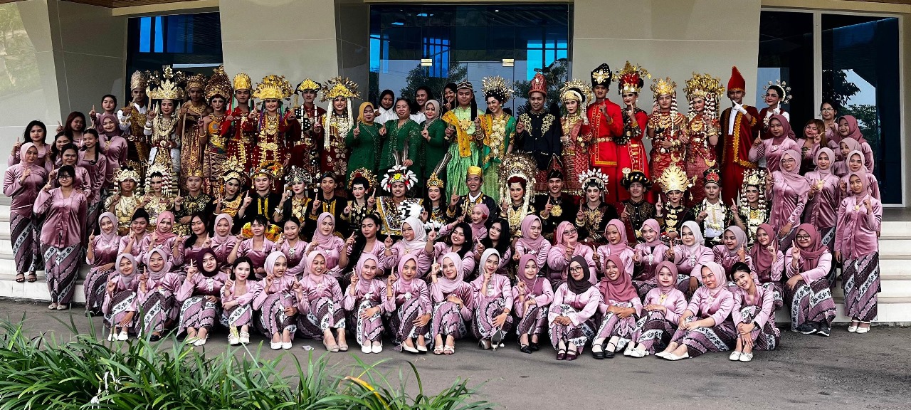 Tata Rias Pengantin Nusantara